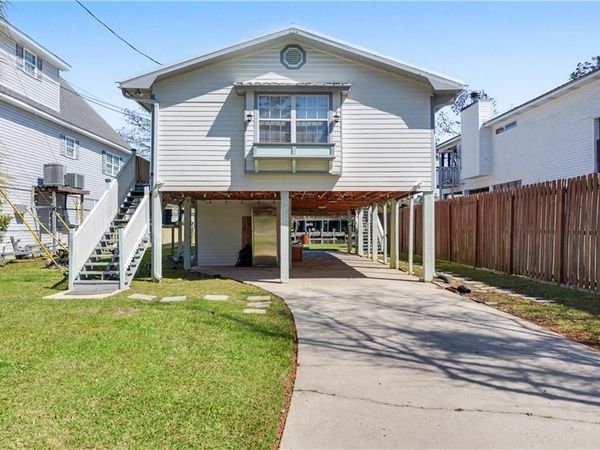 15016 CHOCTAW Drive , Kiln, MS 39556