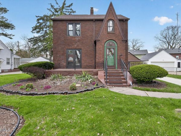 1528 Glenbrook Drive, Toledo, OH 43614