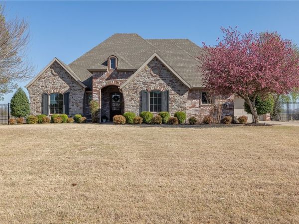 2116 Riverwater Lane , Fayetteville, AR 72703