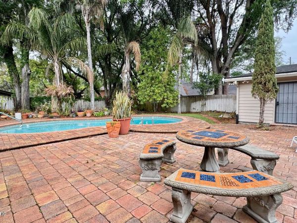 5557 FLORAL Avenue, Jacksonville, FL 32211