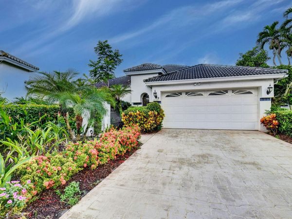 2106 NW 60th Circle, Boca Raton, FL 33496
