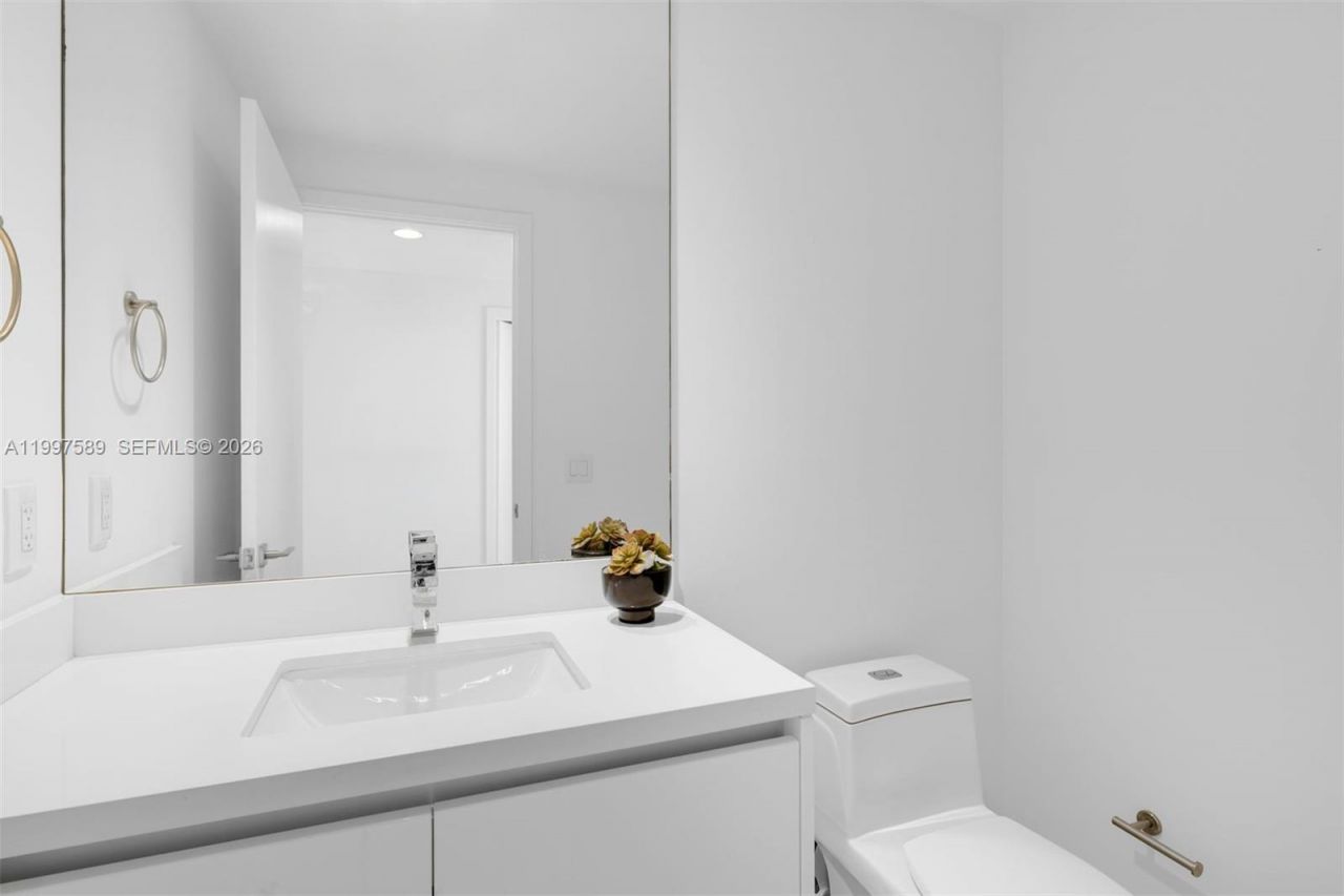 1 Collins Avenue , Unit 402, Miami Beach, FL 33139 Photo