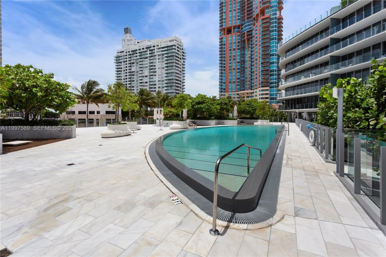 1 Collins Avenue , Unit 402, Miami Beach, FL 33139 Photo
