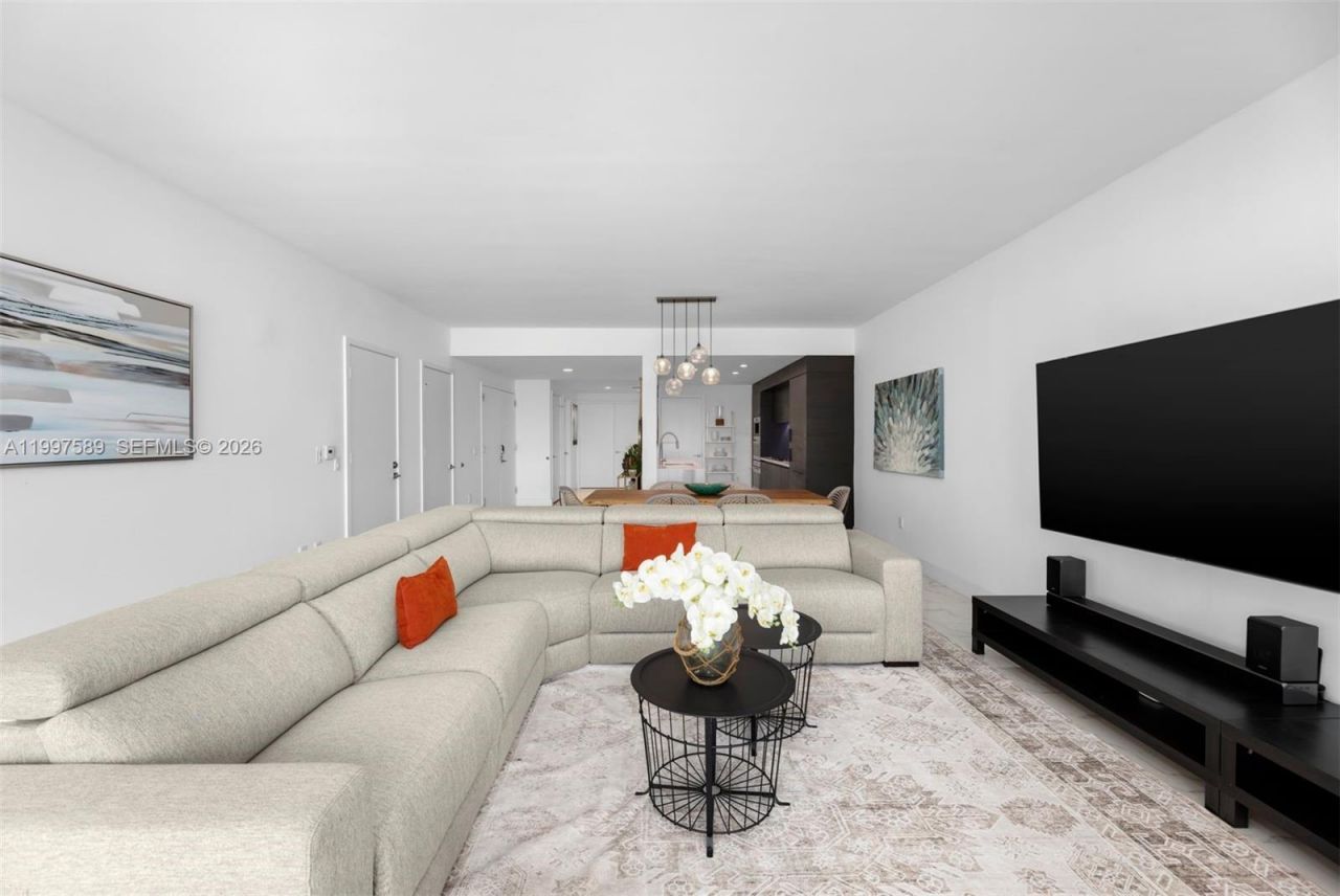 1 Collins Avenue , Unit 402, Miami Beach, FL 33139 Photo