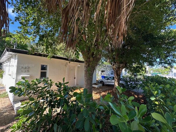 563 NE 65th St , Unit 1, Miami, FL 33138