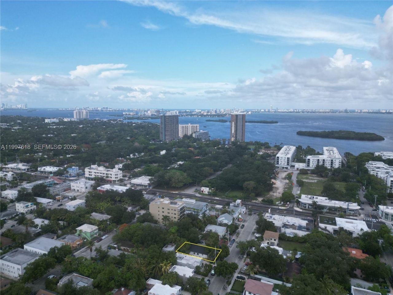 563 NE 65th St, Unit 1, Miami, FL 33138 Photo