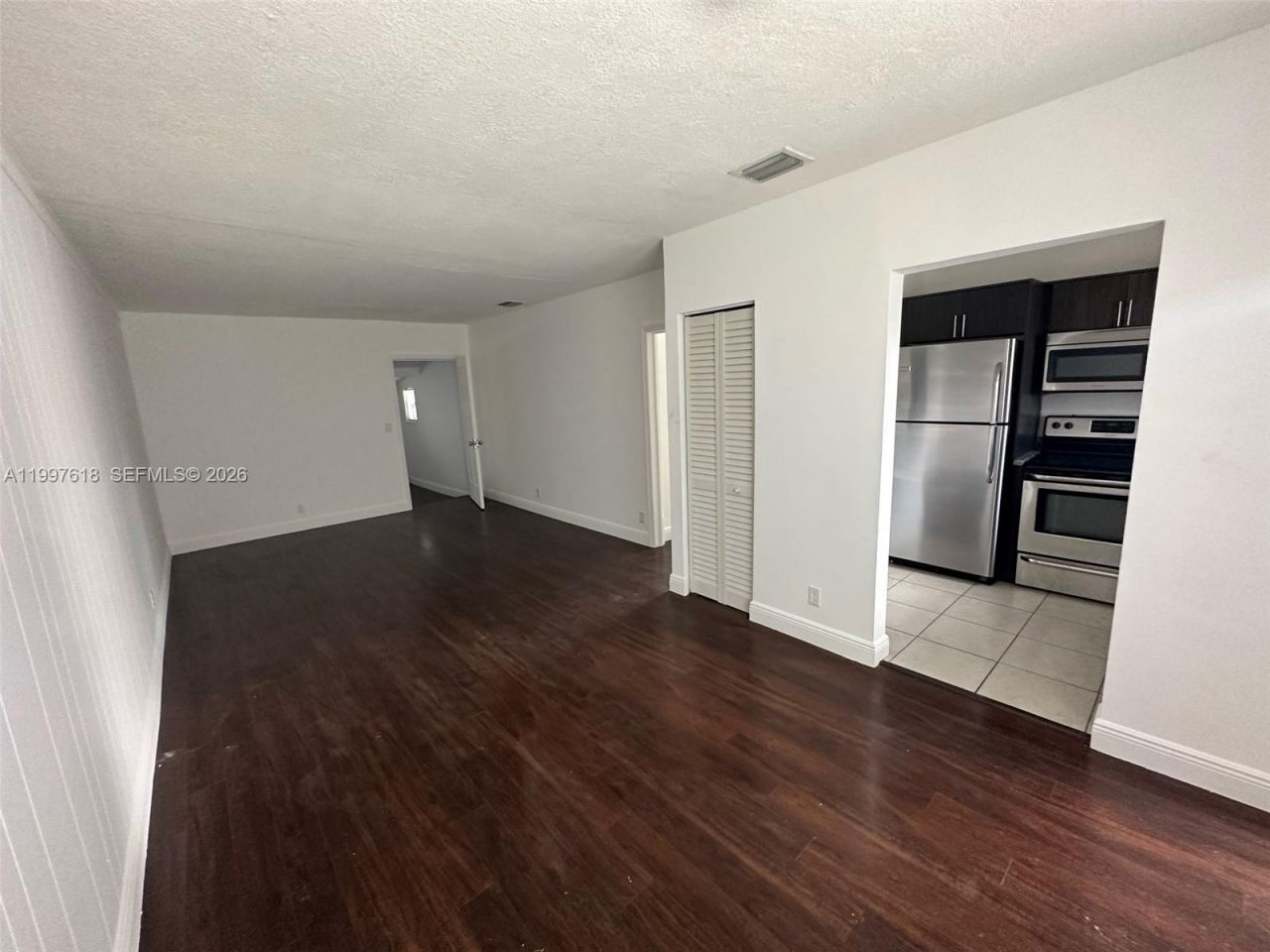 563 NE 65th St, Unit 1, Miami, FL 33138 Photo