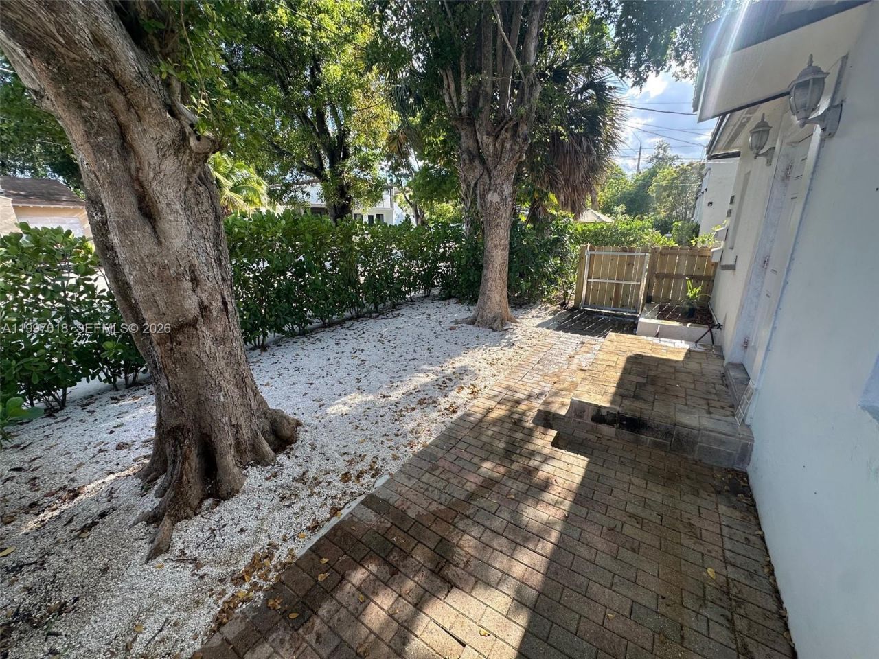 563 NE 65th St, Unit 1, Miami, FL 33138 Photo