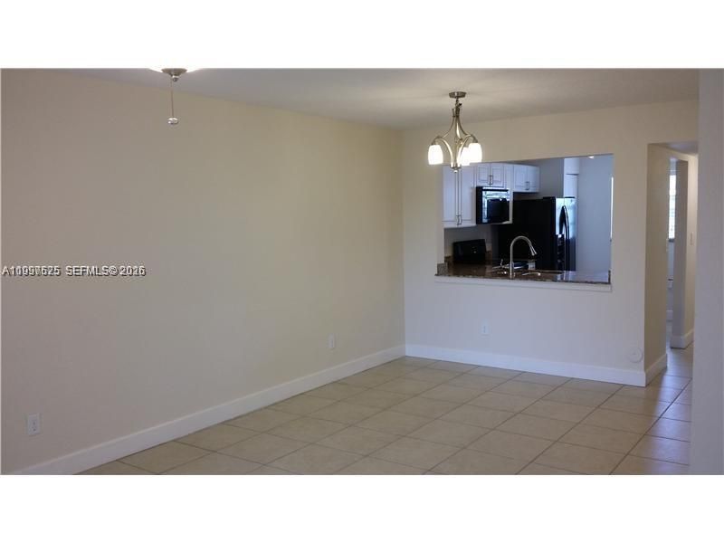 438 NE 210th Cir Ter , Unit 103-4B, Miami, FL 33179 Photo