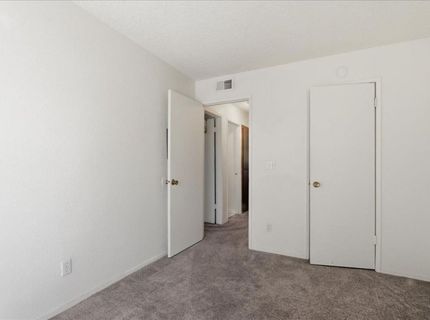 4766 Greenholme Dr #4, Unit 4, Sacramento, CA 95842 Photo