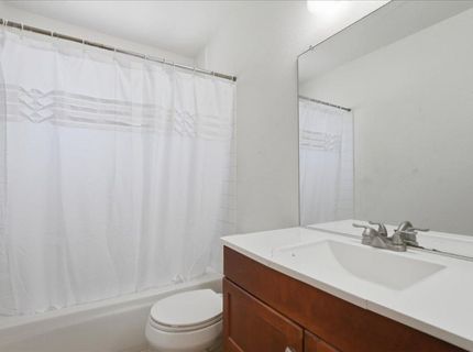 4766 Greenholme Dr #4, Unit 4, Sacramento, CA 95842 Photo