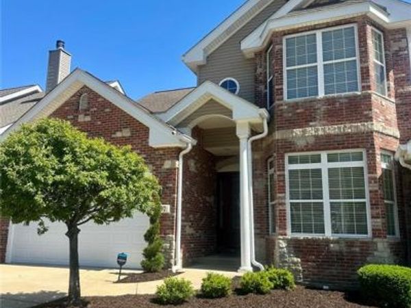 197 Woodland Place Court, St Charles, MO 63303