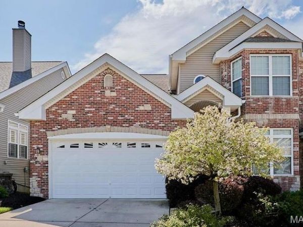 197 Woodland Place Court, St Charles, MO 63303