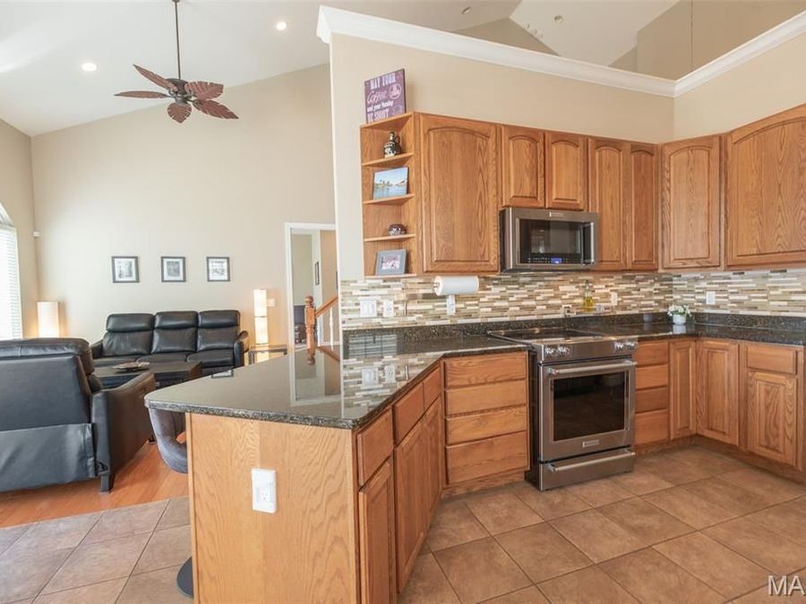 Property Image 37