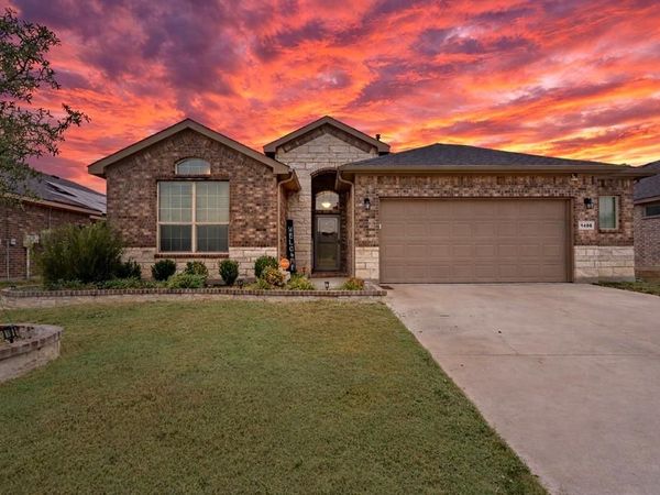1406 Pleasanton Road, Cleburne, TX 76033