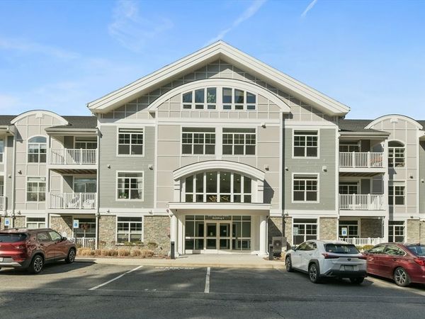 635 Old Post Rd, Unit 2-209, Sharon, MA 02067