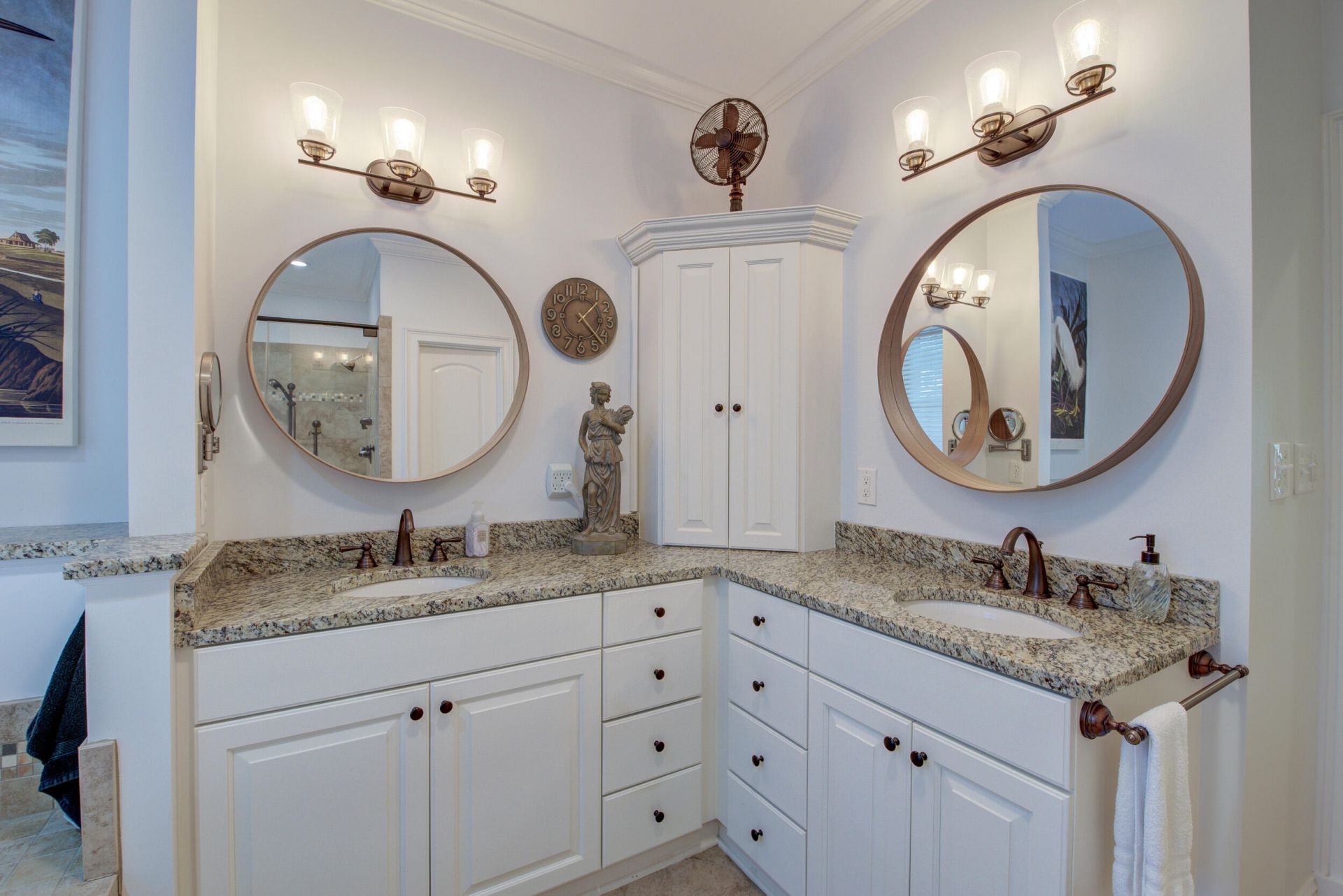 1000 Mt Whitney Drive Photo 27