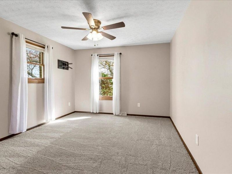 4005 OH-203, Radnor, OH 43066 Photo 27