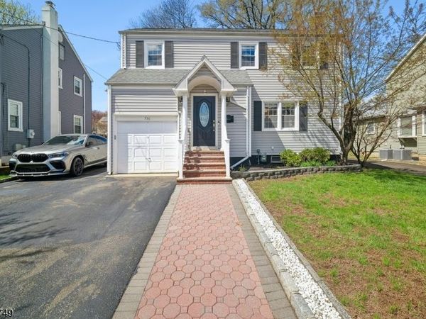 936 Arnet Ave, Union, NJ 07083