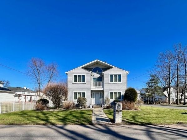 932 Beatrice Pkwy, Edison, NJ 08820