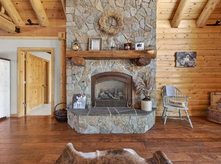 645 Main Street, Chester, CA 96020 Photo