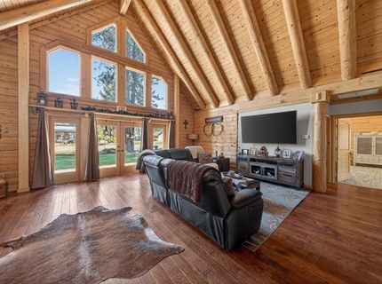 645 Main Street, Chester, CA 96020 Photo