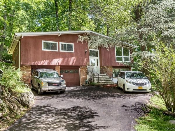 20 John Cava Lane , Cortlandt Manor, NY 10567