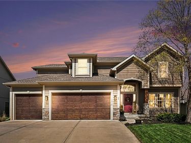 1816 NW 93rd Terrace, Kansas City, MO 64155