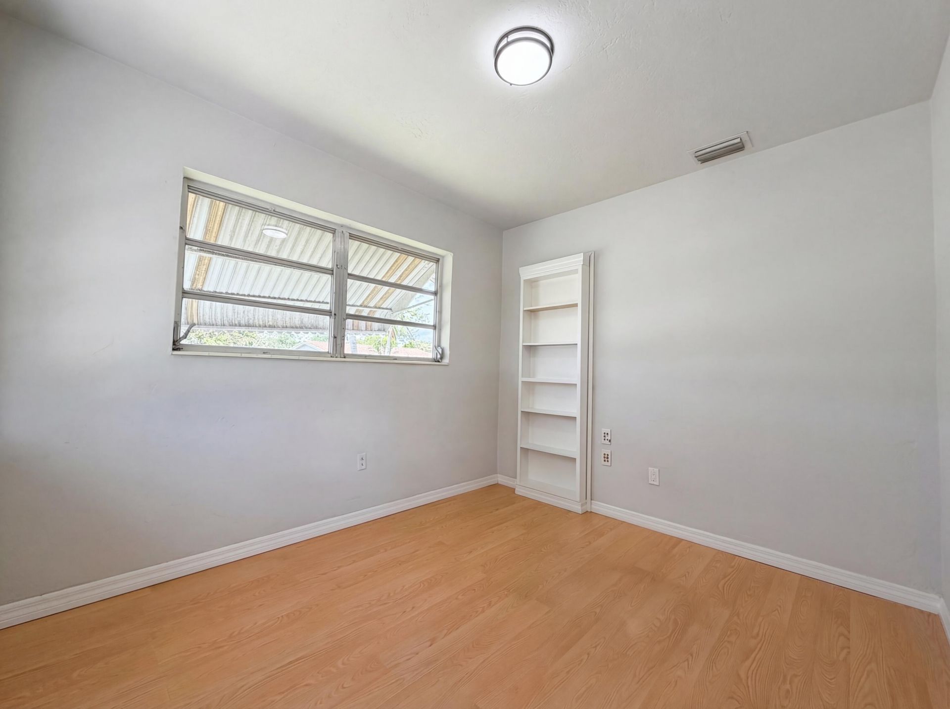 5921 SW 41st Street, West Park, FL 33023 Photo