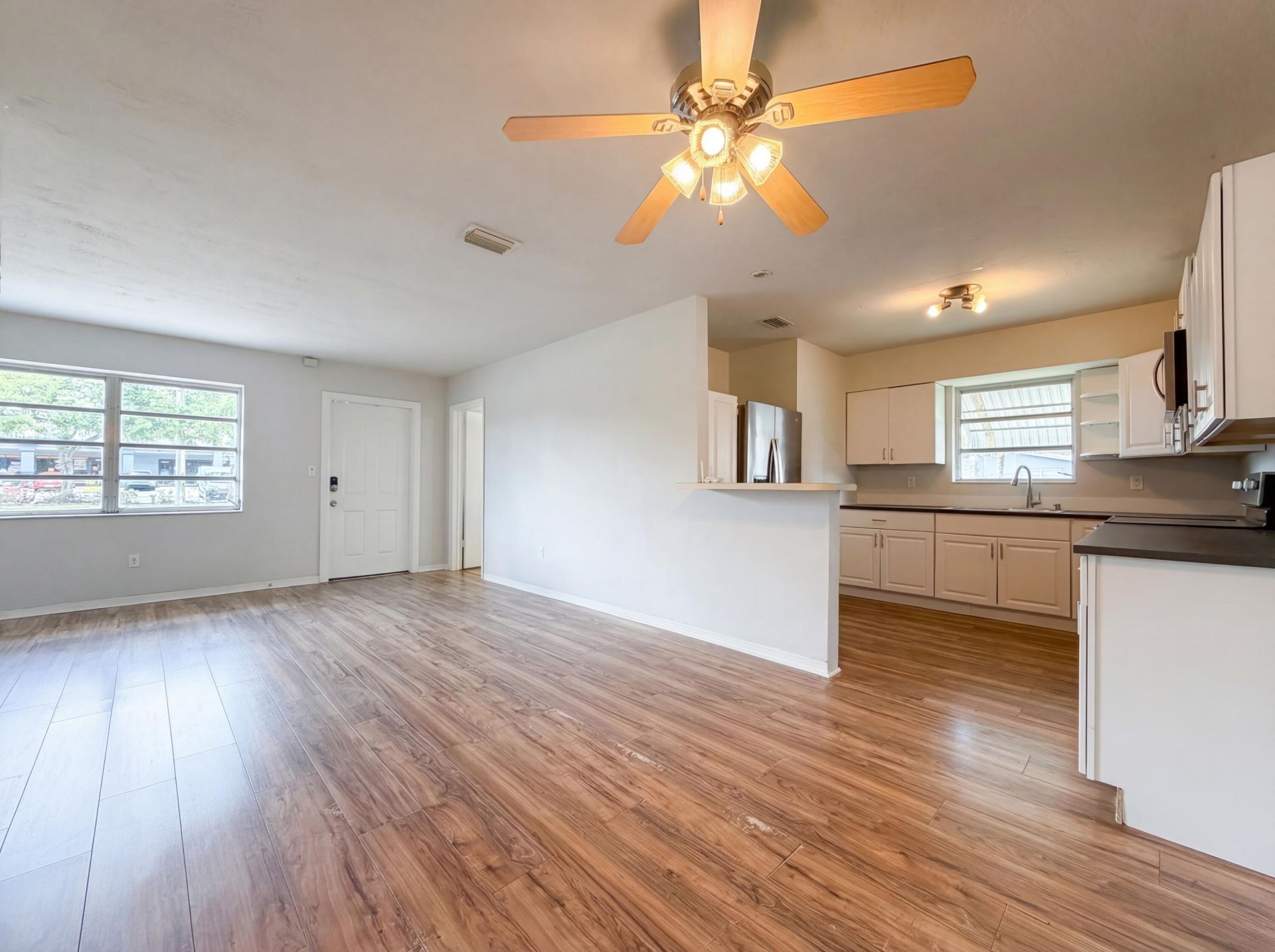 5921 SW 41st Street, West Park, FL 33023 Photo