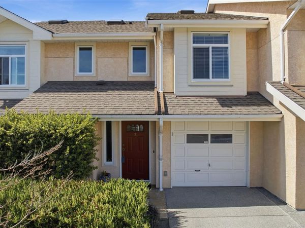10471 Resthaven Dr, Unit 2, Sidney, BC V8L 3H6