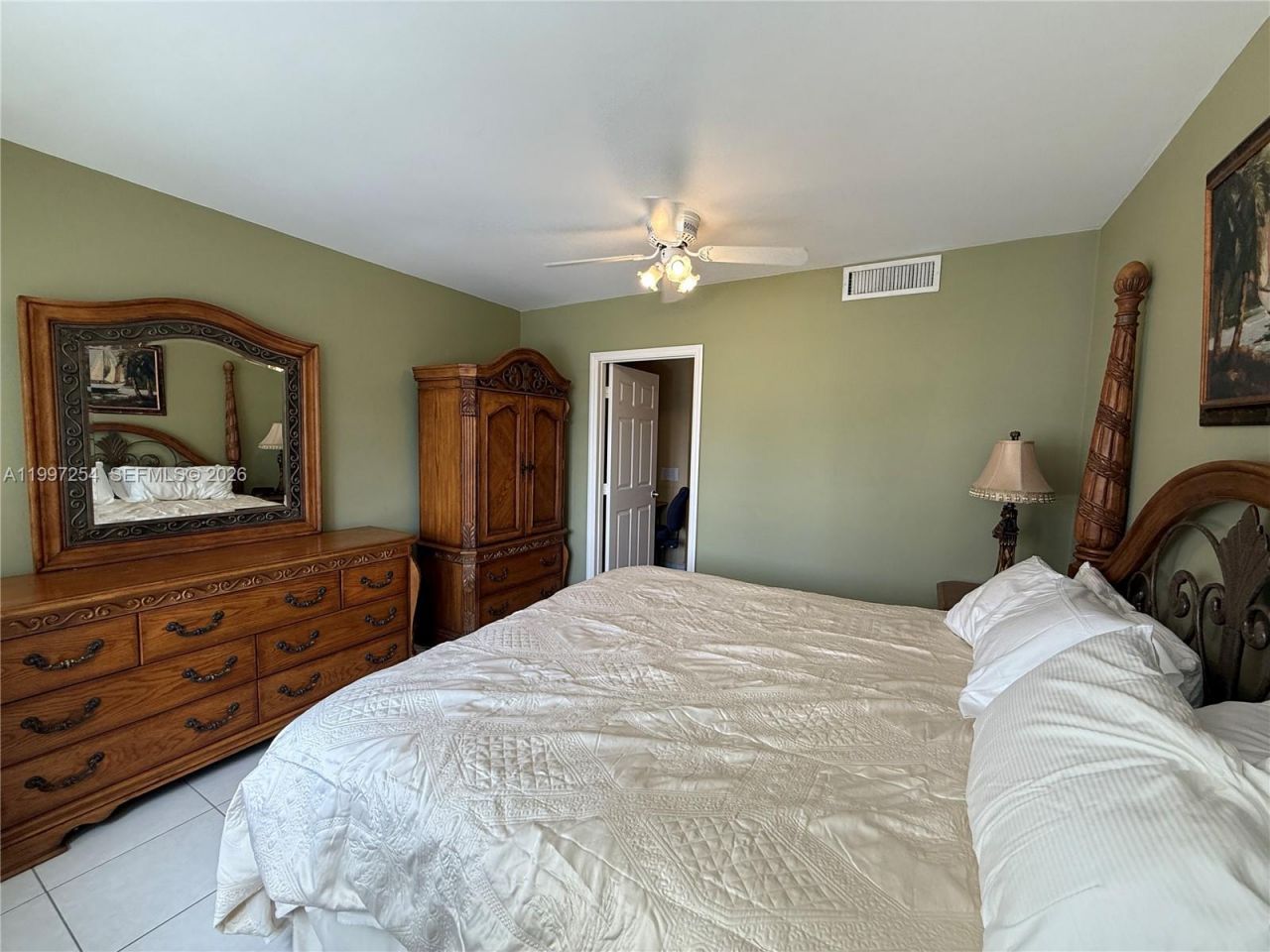 100 Lincoln Rd , Unit 422, Miami Beach, FL 33139 Photo