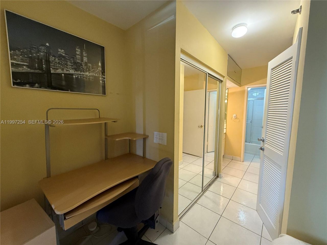 100 Lincoln Rd , Unit 422, Miami Beach, FL 33139 Photo