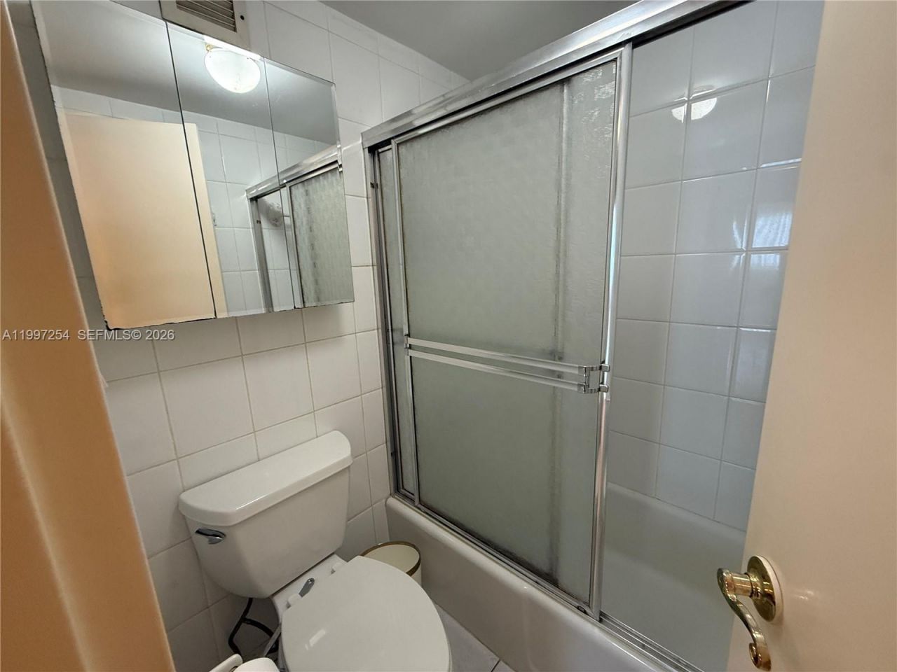 100 Lincoln Rd , Unit 422, Miami Beach, FL 33139 Photo