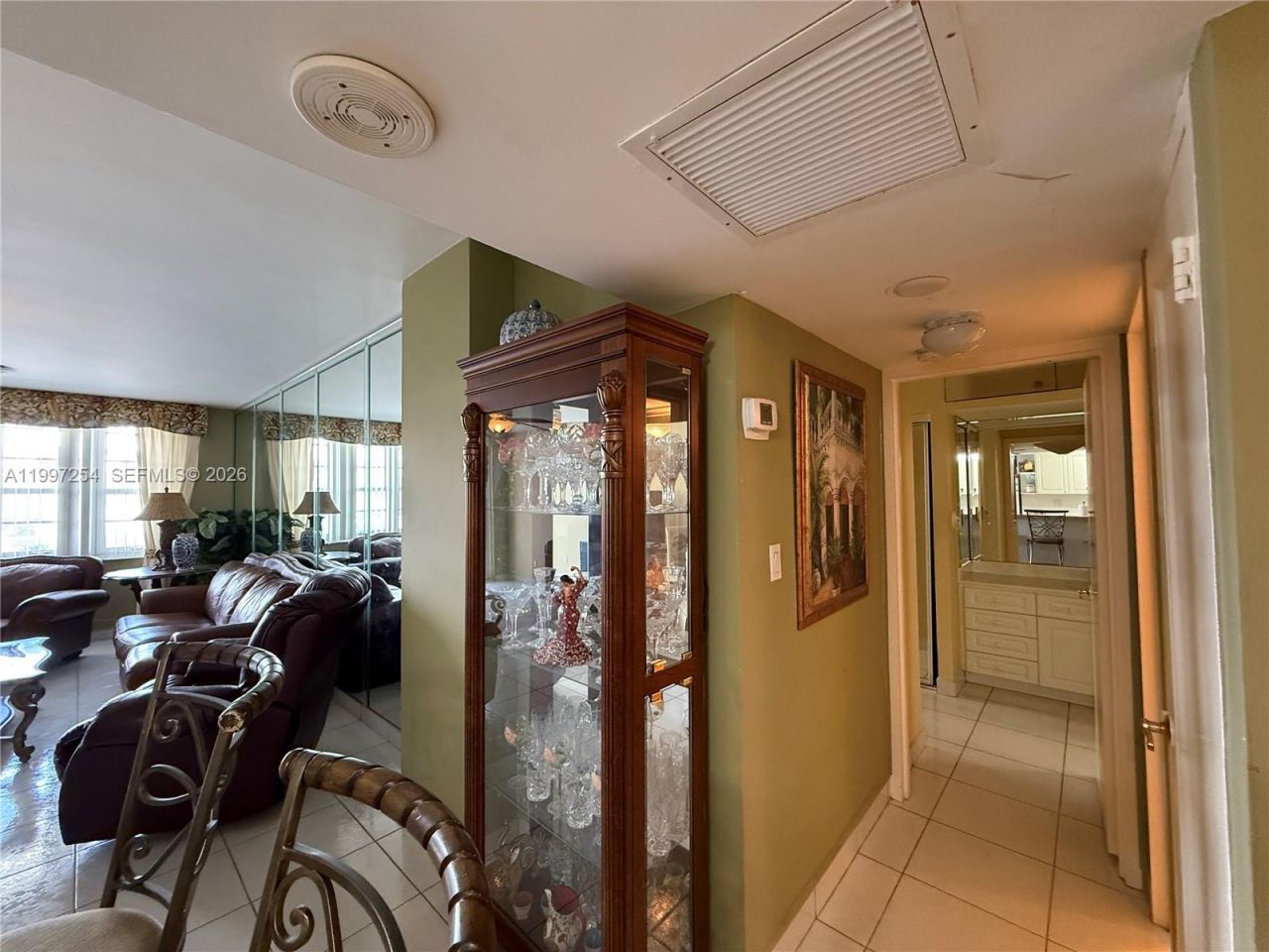 100 Lincoln Rd , Unit 422, Miami Beach, FL 33139 Photo