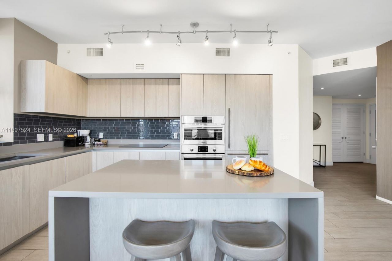 4010 S Ocean Dr , Unit R708, Hollywood, FL 33019 Photo