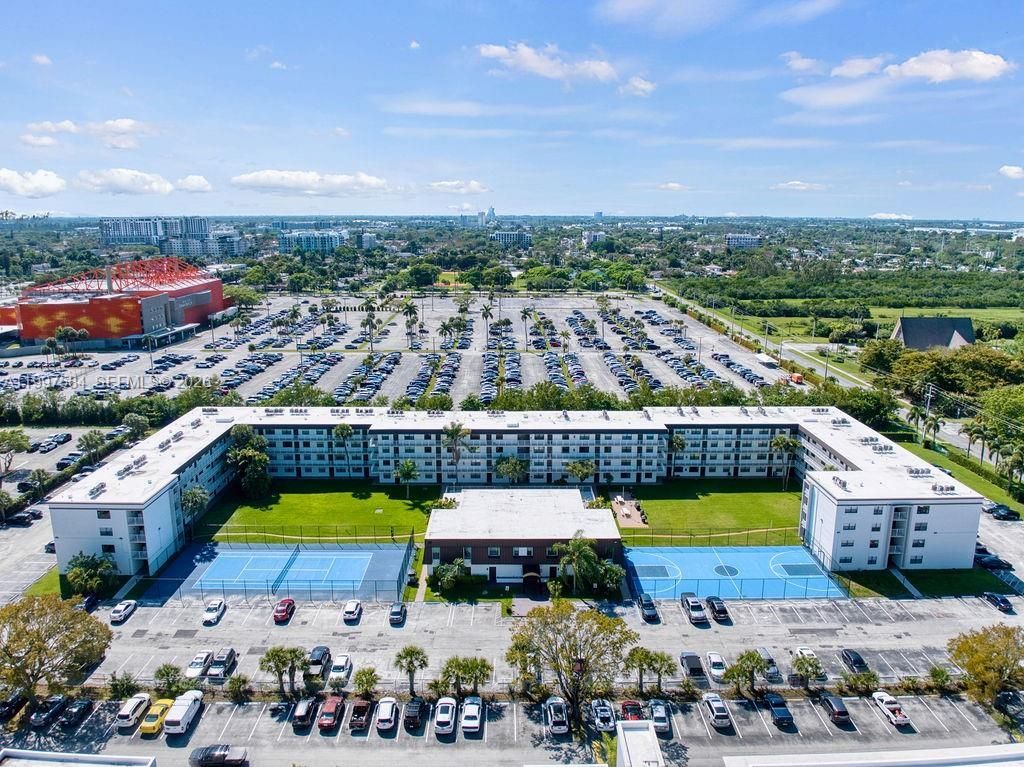 500 NE 2nd St, Unit 223, Dania Beach, FL 33004 Photo