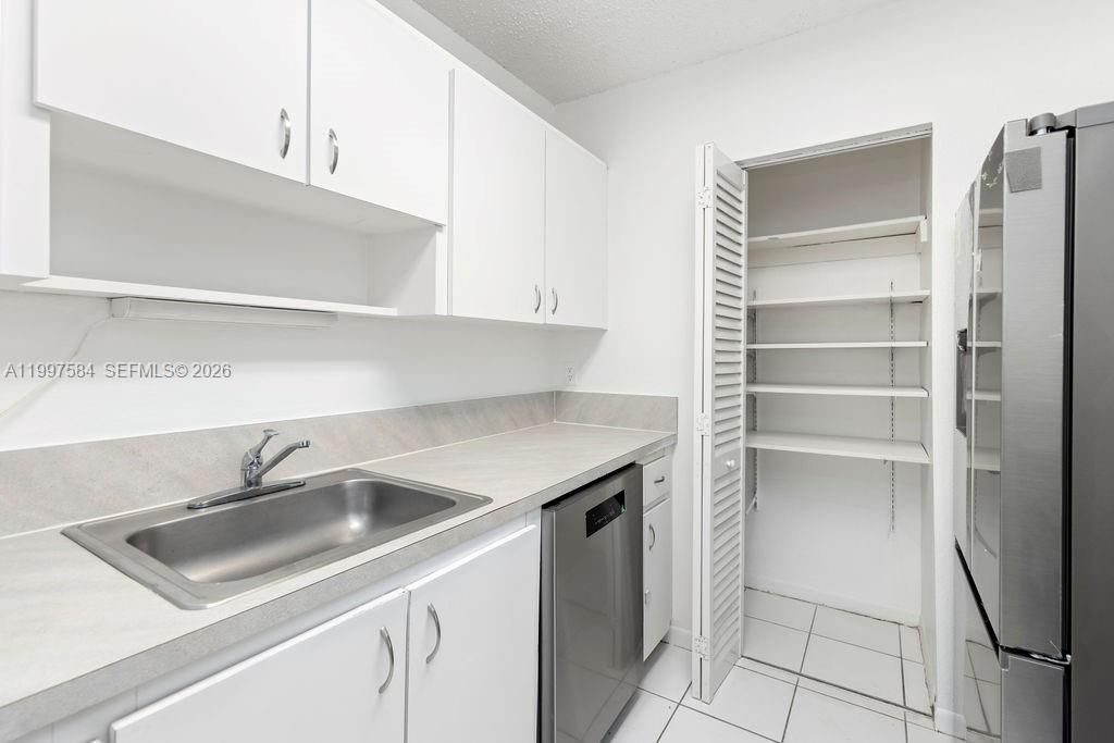 500 NE 2nd St, Unit 223, Dania Beach, FL 33004 Photo