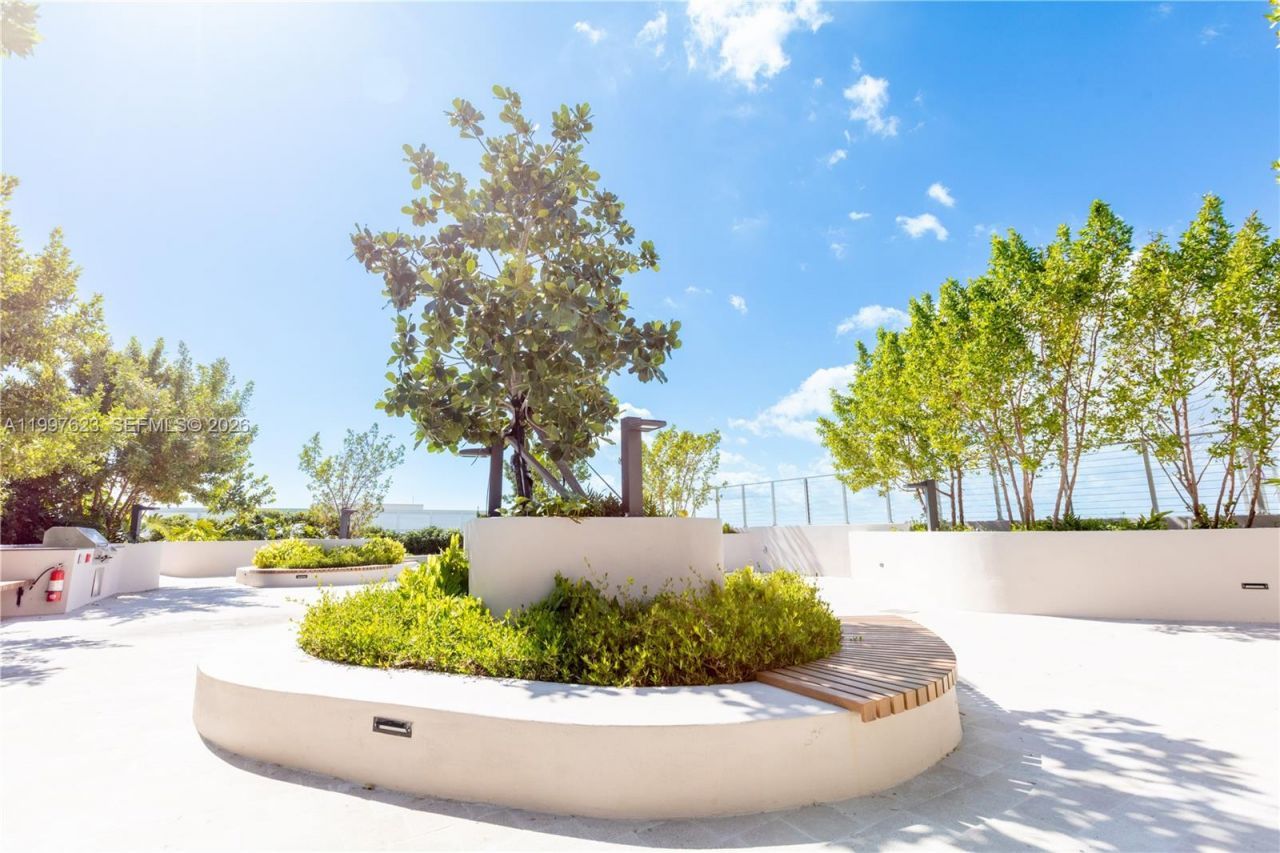 3034 Oak Avenue , Unit 504, Coconut Grove, FL 33133 Photo