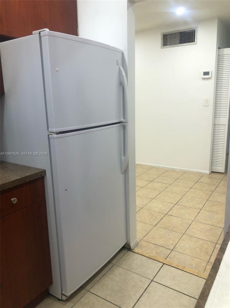 4800 NW 24th Ct, Unit D103, Lauderdale Lakes, FL 33313 Photo