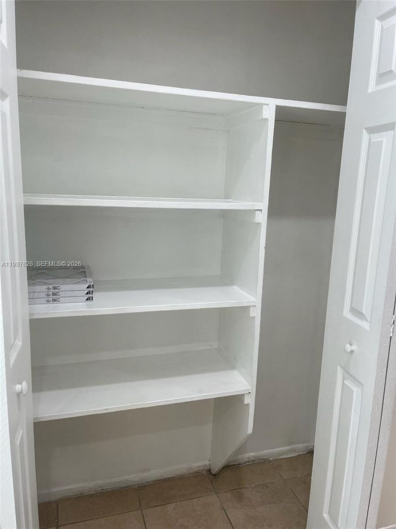 4800 NW 24th Ct, Unit D103, Lauderdale Lakes, FL 33313 Photo