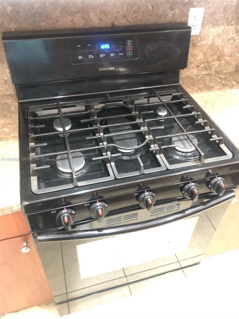 4800 NW 24th Ct, Unit D103, Lauderdale Lakes, FL 33313 Photo