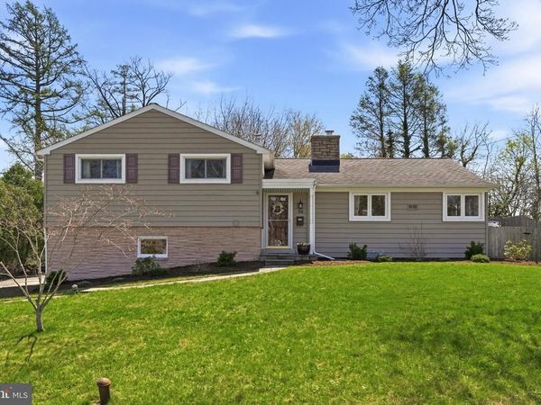 56 COBBLESTONE DRIVE , PAOLI, PA 19301