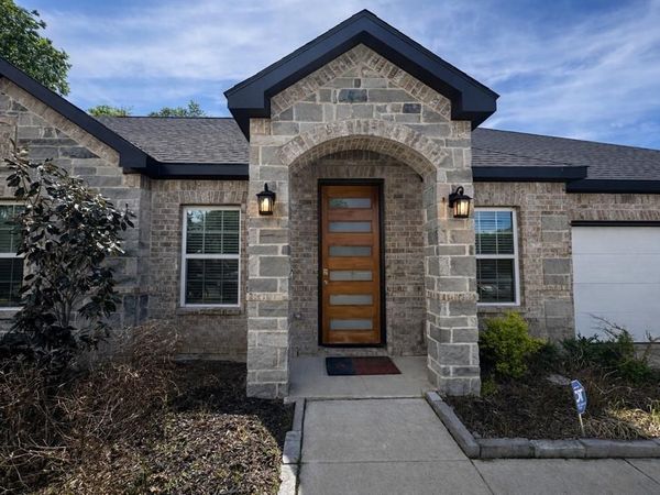 211 Kelly Lane, Seven Points, TX 75143