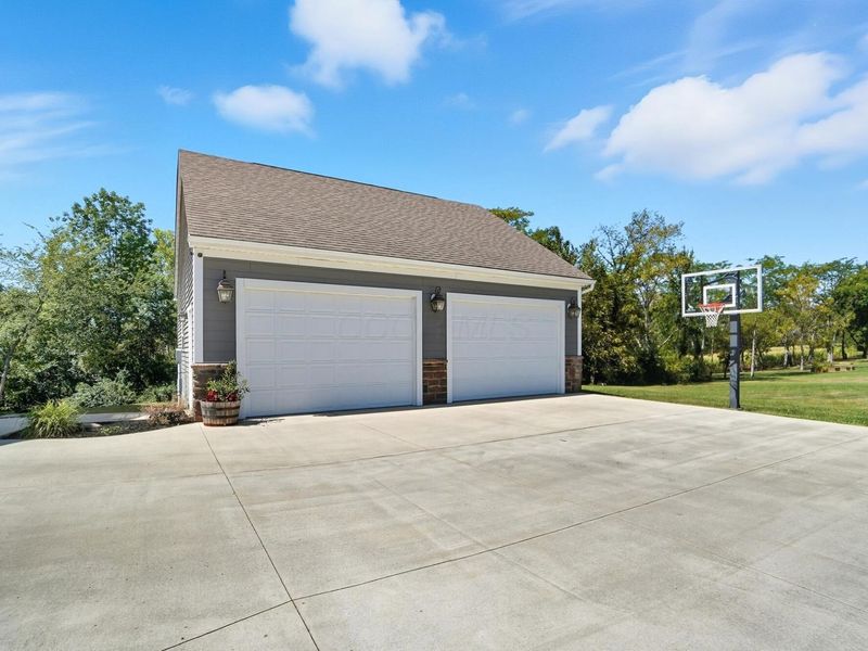 825 George Allen Drive , South Vienna, OH 45369 Photo 98