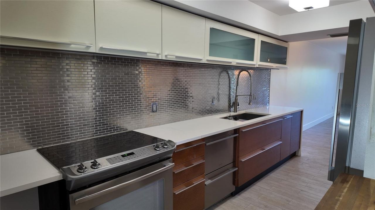 3700 S Osprey Avenue , Unit 205, Sarasota, FL 34239 Photo