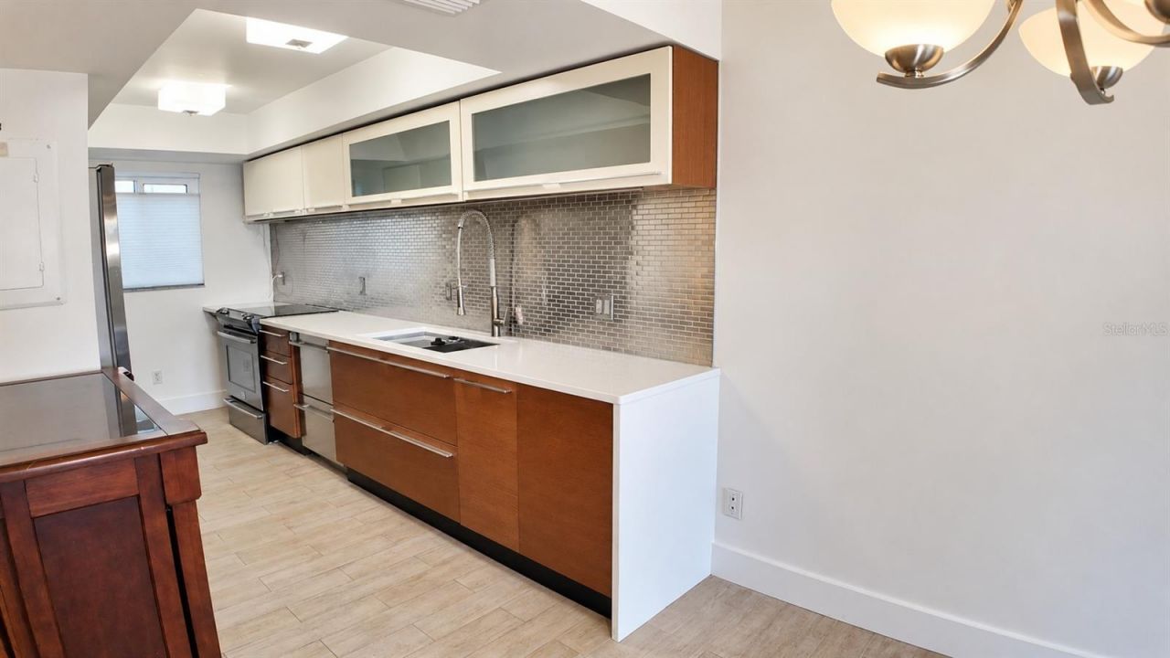 3700 S Osprey Avenue, Unit 205, Sarasota, FL 34239 Photo