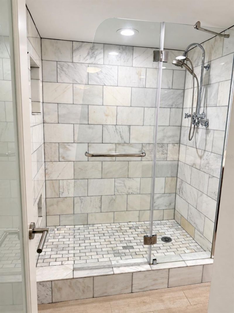 3700 S Osprey Avenue, Unit 205, Sarasota, FL 34239 Photo