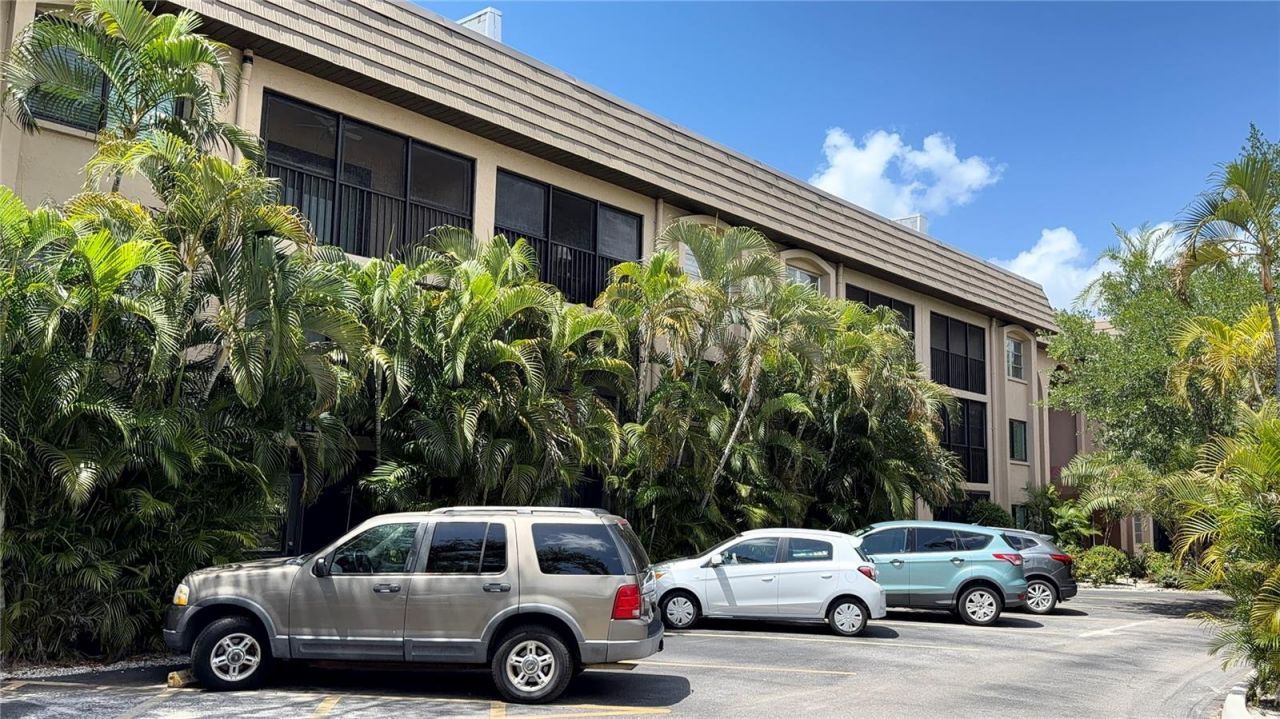3700 S Osprey Avenue , Unit 205, Sarasota, FL 34239 Photo