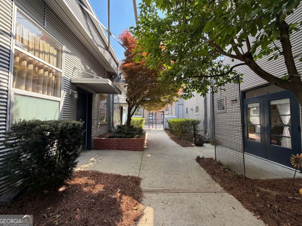 400 Village Parkway NE, Unit APT 142, Atlanta, GA 30306